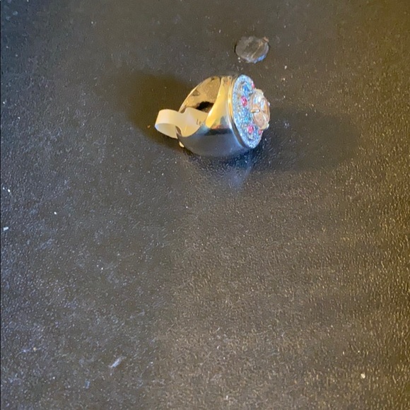 Ring - Picture 2 of 3